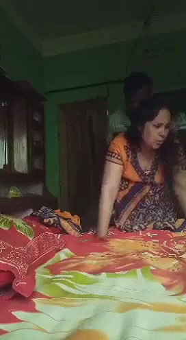 Bhabi Fucking From Behind