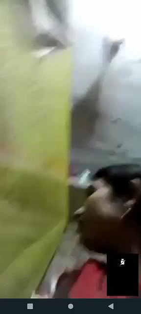 Beautiful Married Bhabi Showing Pussy