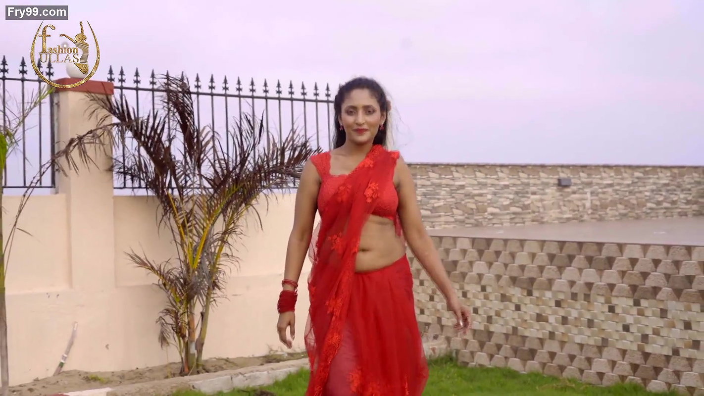 Smita Sana in Red Chiffon Saree ~ Fashion Ullas