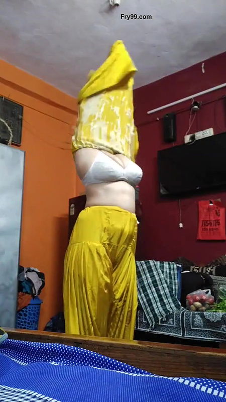 Youtuber zara vlog video collection -491