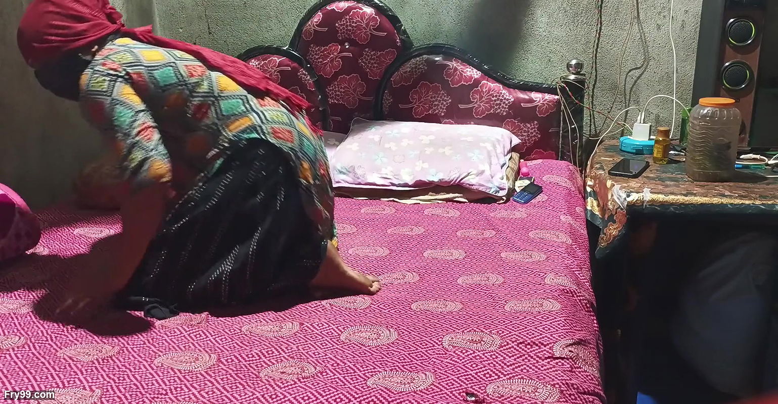 INDIAN BANGLA VILLAGE HOT ROMANTIC BHABHI S