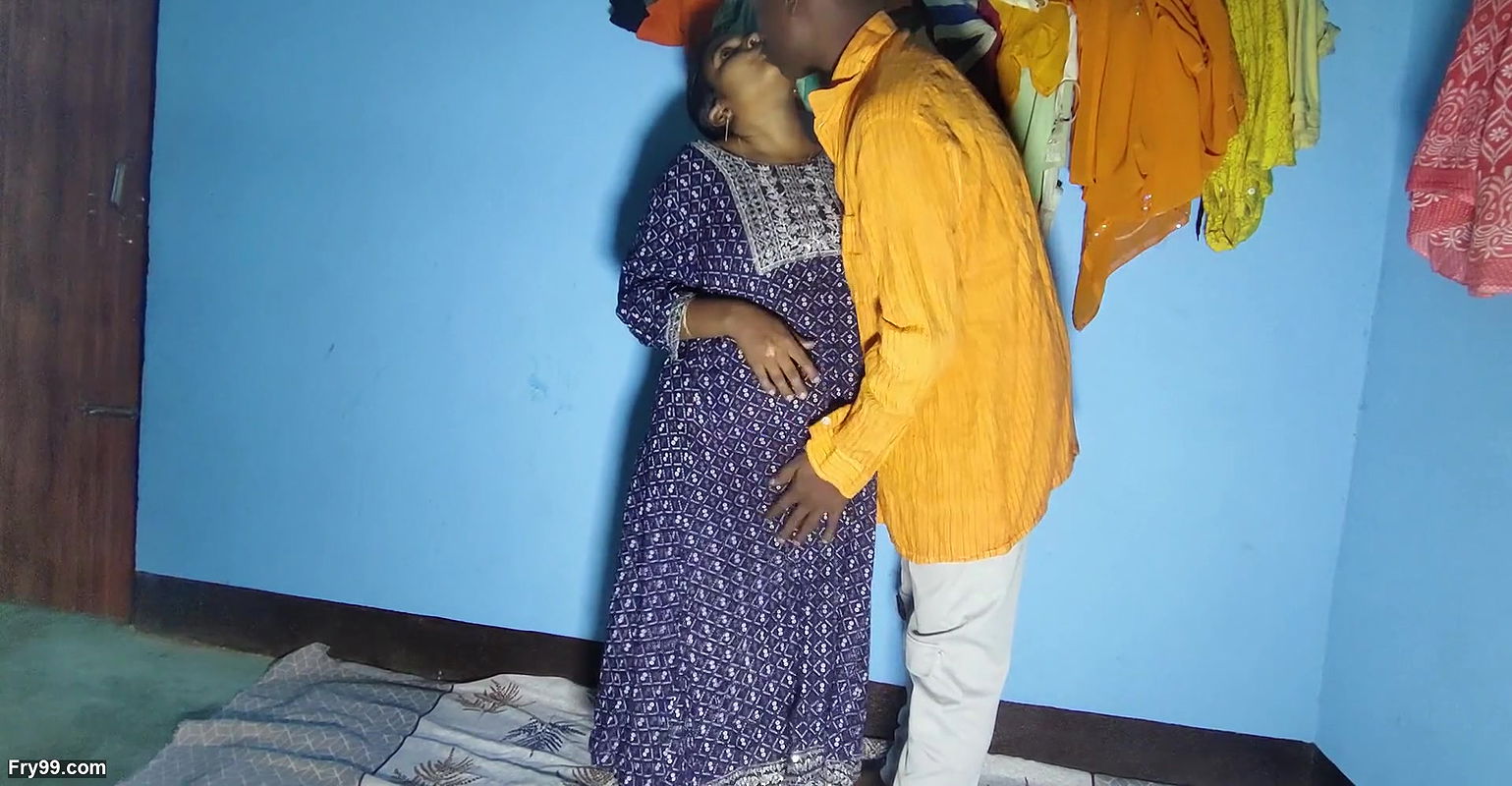 NEW DESHI BHABHI SEX VIDEO IN HOME