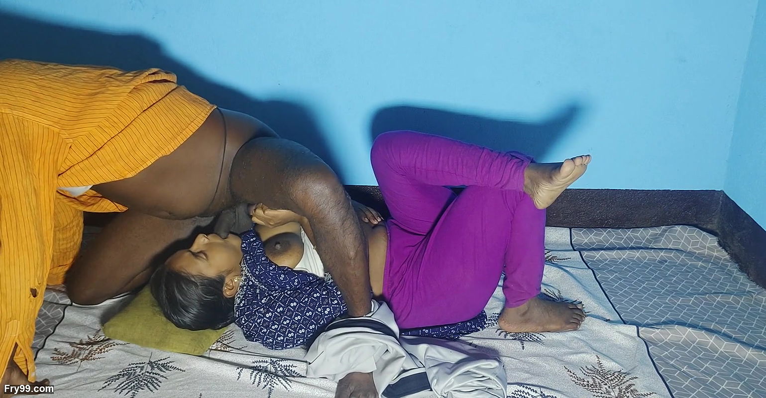 NEW DESHI BHABHI SEX VIDEO IN HOME