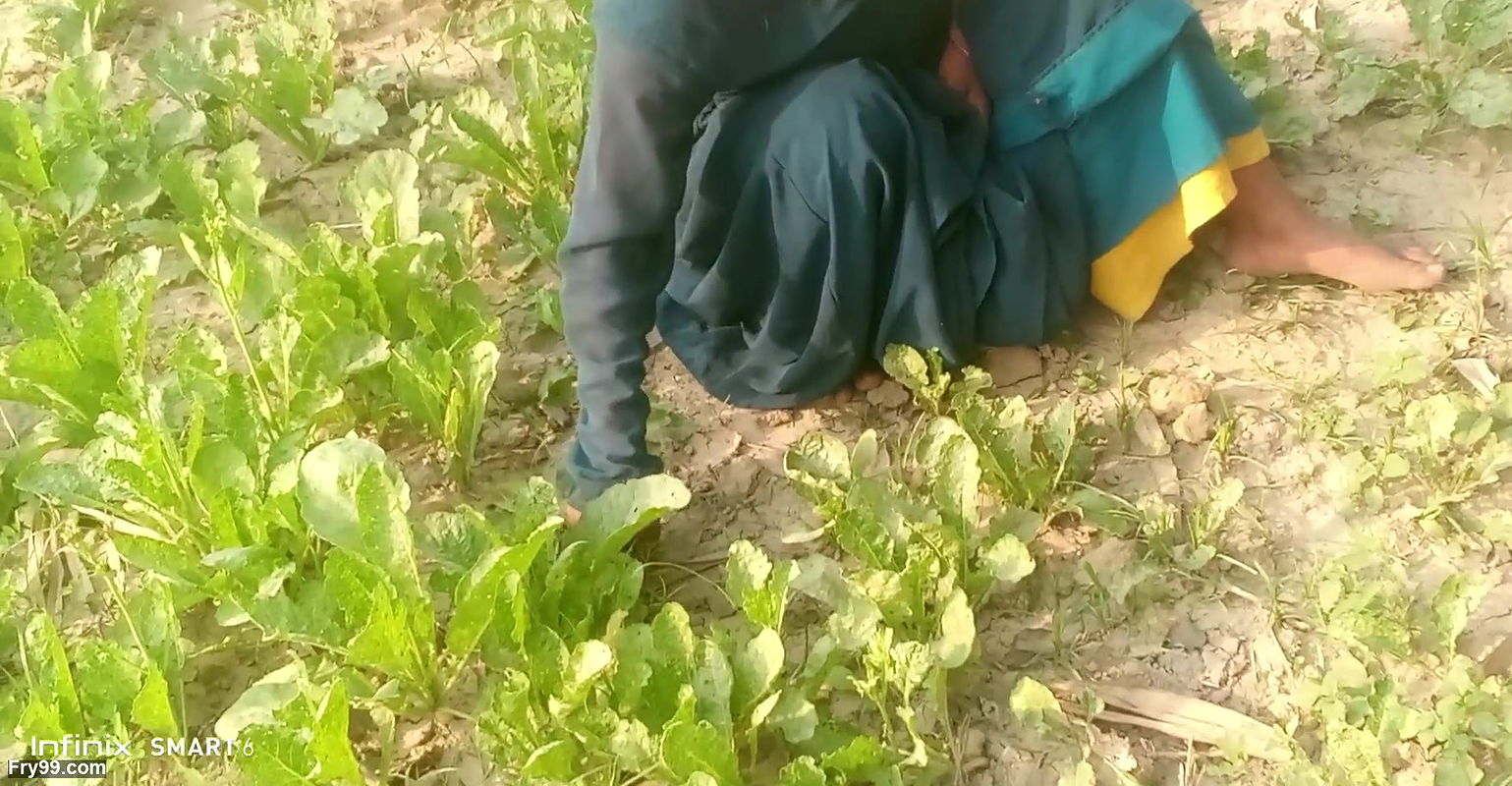 NATURAL VILLAGE OUTDOOR SEX VIDEO