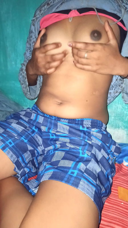 rani xxx hot video apne pyaas ko bujhane ke liye apna boobs dabana pda hot video