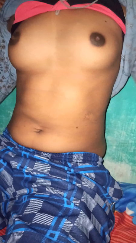 rani xxx hot video apne pyaas ko bujhane ke liye apna boobs dabana pda hot video