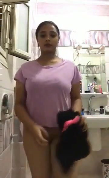 Bigboobs Desi Babe Showing