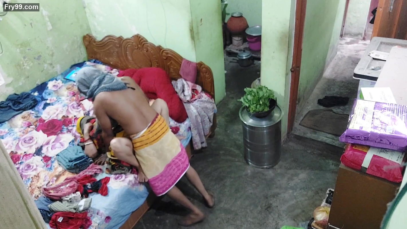 Pados ke devar ne sahu bhabhi ko choda