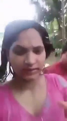 Bangla Village Mom And Daughter Bathing