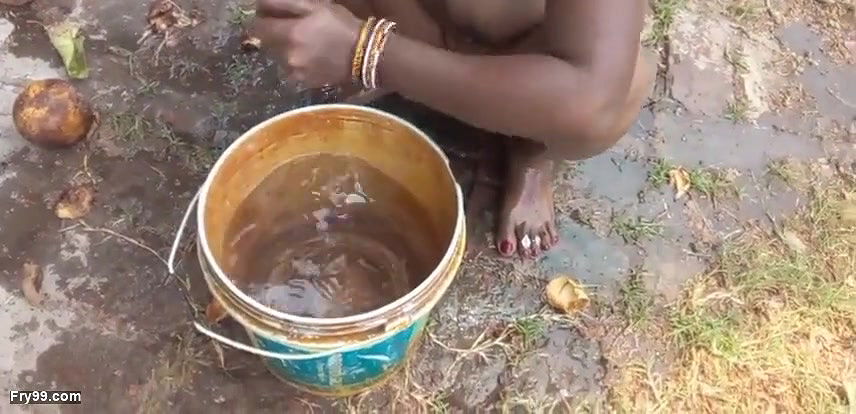 Padosan ki mast chudai outdoor