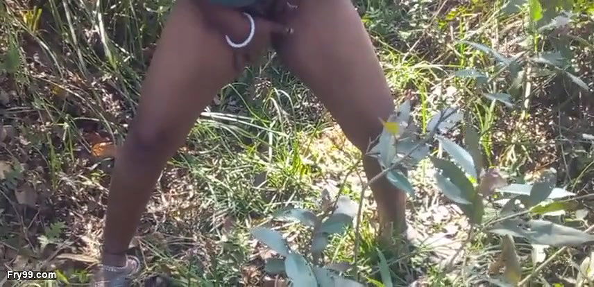 Jungle me Mangal desi wife