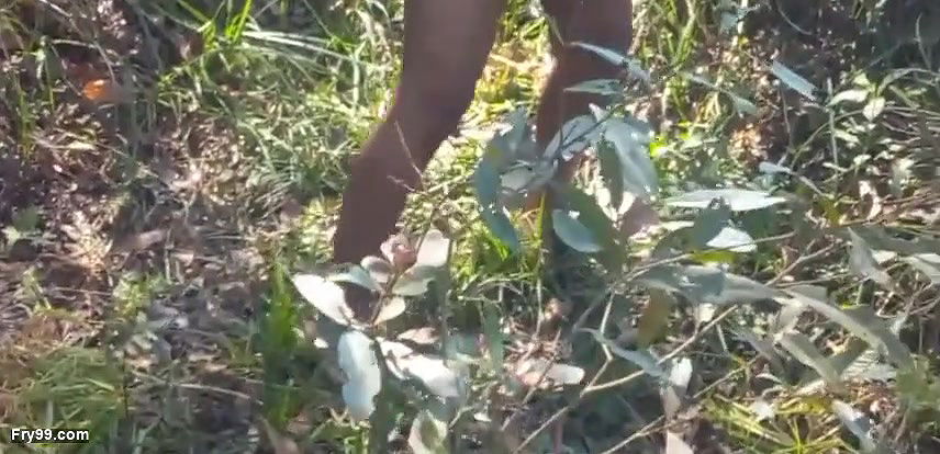 Jungle me Mangal desi wife