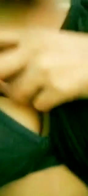 Desi Girl Showing Boobs
