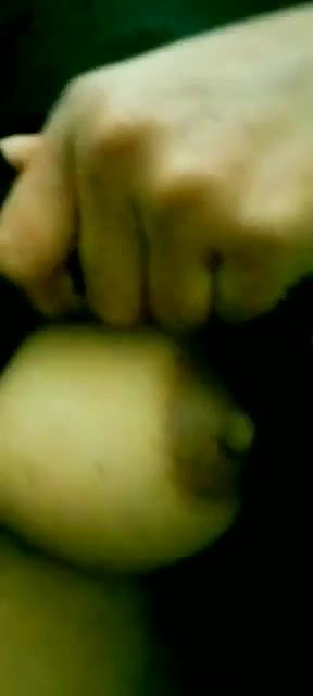Desi Girl Showing Boobs