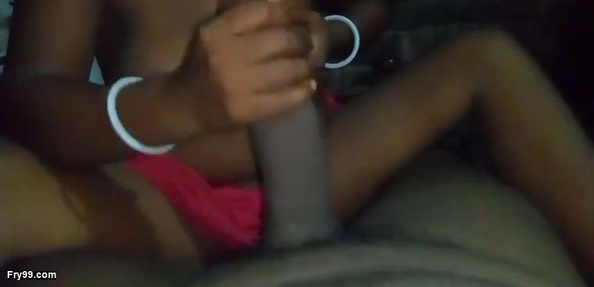 Bujha de meri chut ki aag apne lund ke pani se