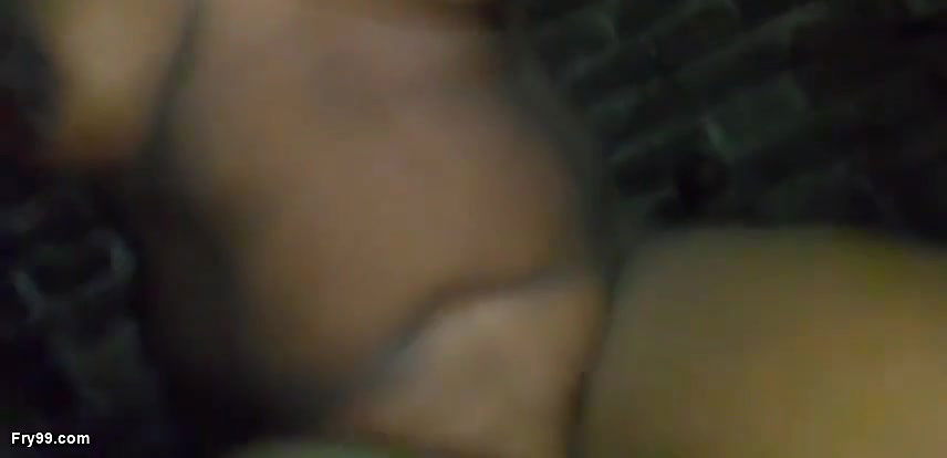 Badi bhabhi ne chodna sikhaya