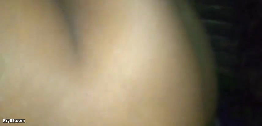 Aunty kitne maze se lund chusti ho