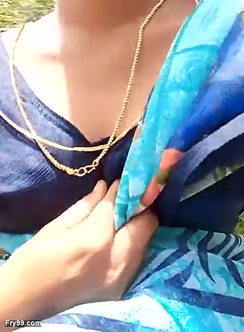 Indian wife bike ride boob show