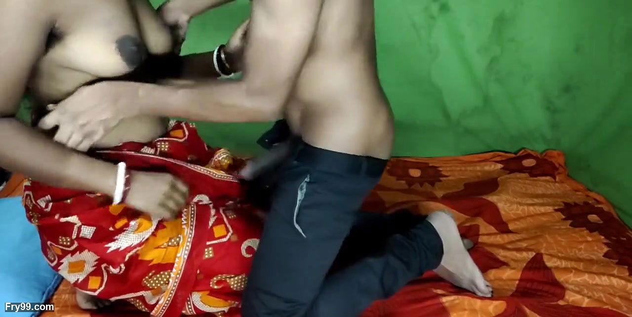 Indian Village Bhabhi Ki Chudayi Video, Indian Village Aunty Ki Chudayi Video