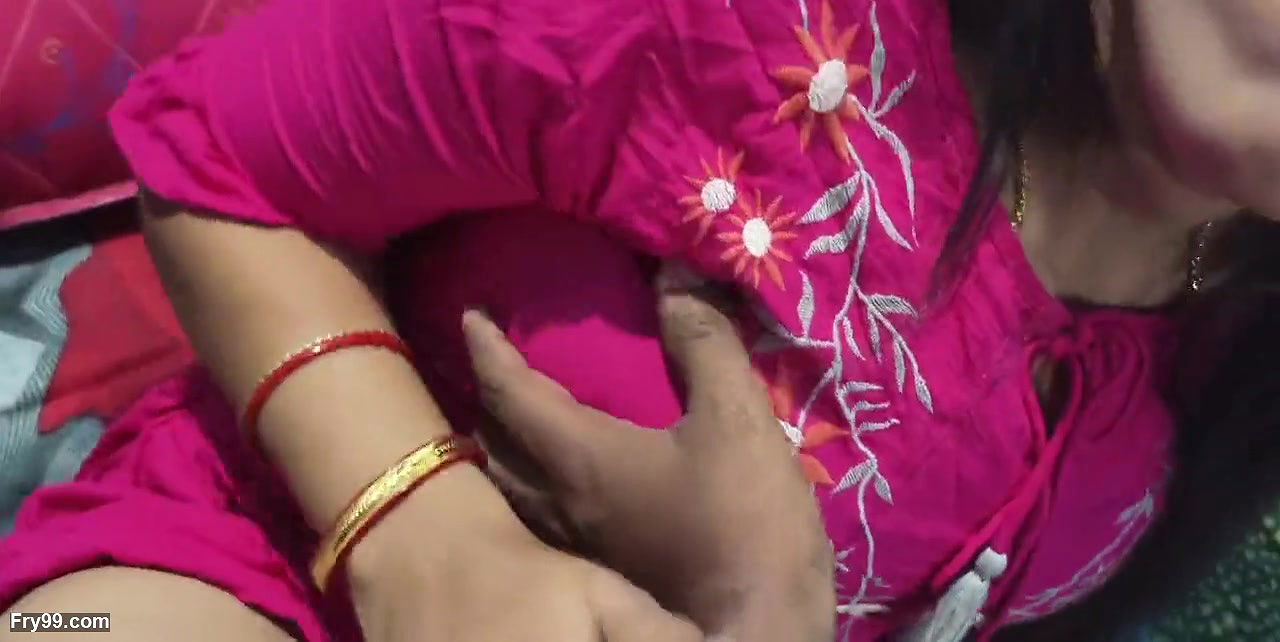 Indian Desi girl tight pussy Sex video, Desi girl xxx video (Hindi audio)