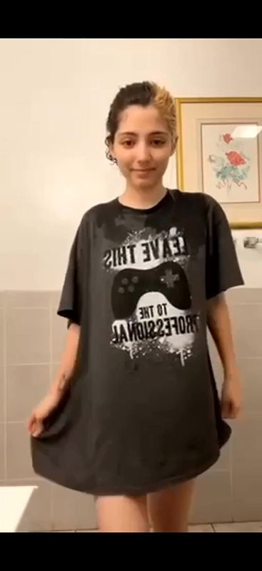 Cute girl exposing her Nude curvy Ass, boobs and pussy for lover