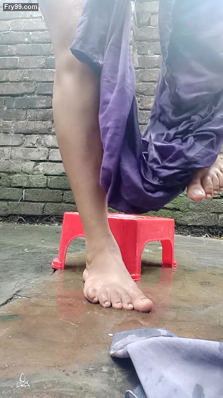 Akhi is bathing in the bathroom and showing her nice pussy