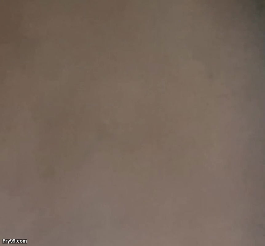 I saw my wife spread the wound and he rubbed his finger and washed it away