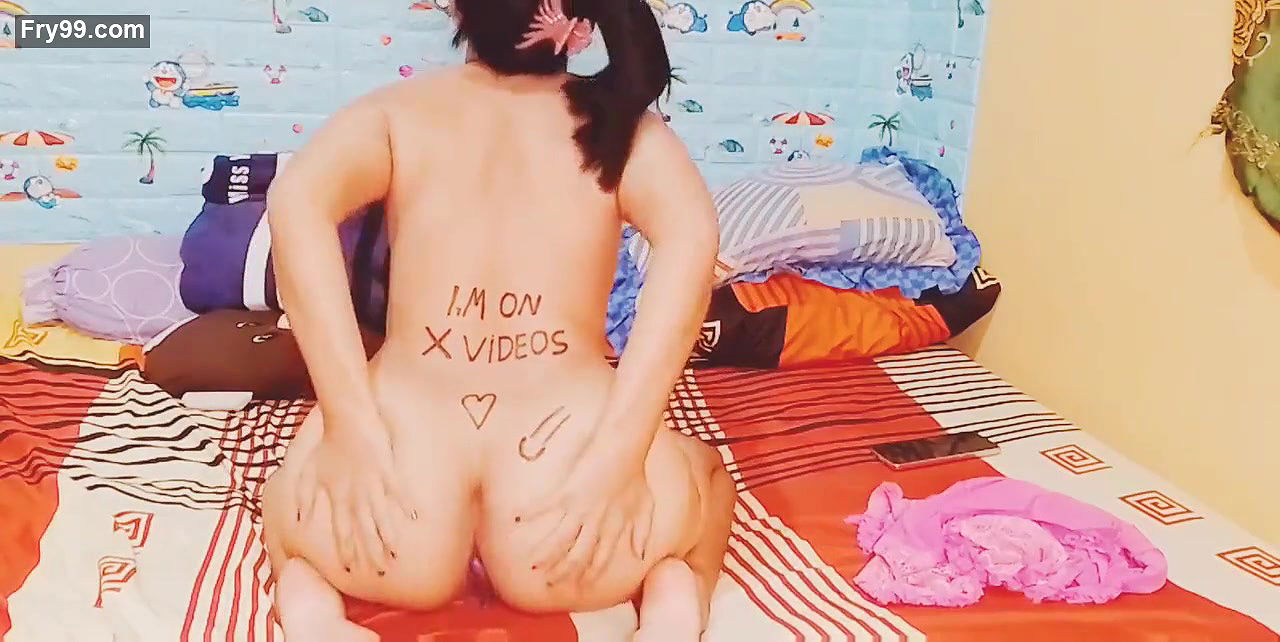Desi sexy bhabi hot ass