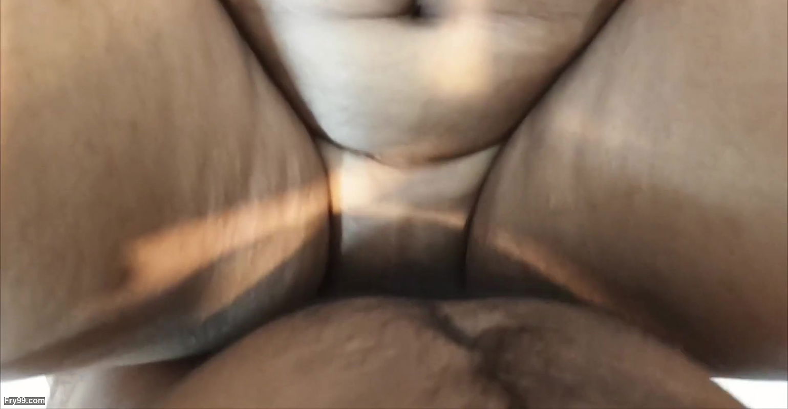 Desi wife ko jor se choda aur mouth pe pani girayaaaaa