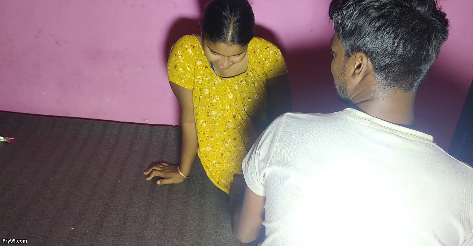 INDIAN DESI HOT VILLAGE BHABI DELUWARA SEX IN HOME