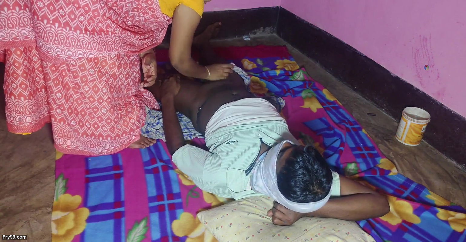 Indian House Wife Deluwara Hardcore Sex by Husbe