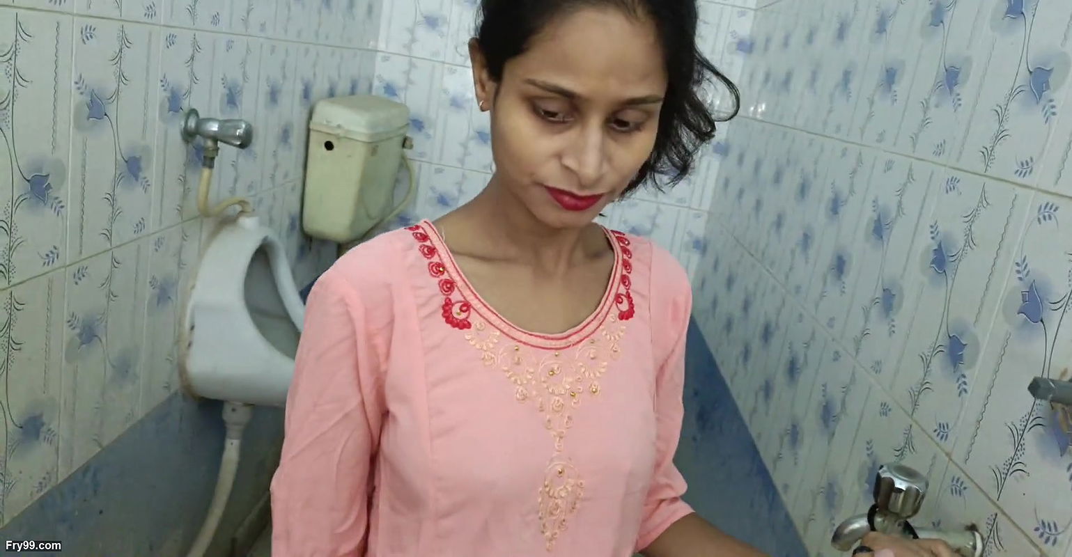 NATURAL DESHI ASSAM BHABHI PARNITA SEX IN HOME