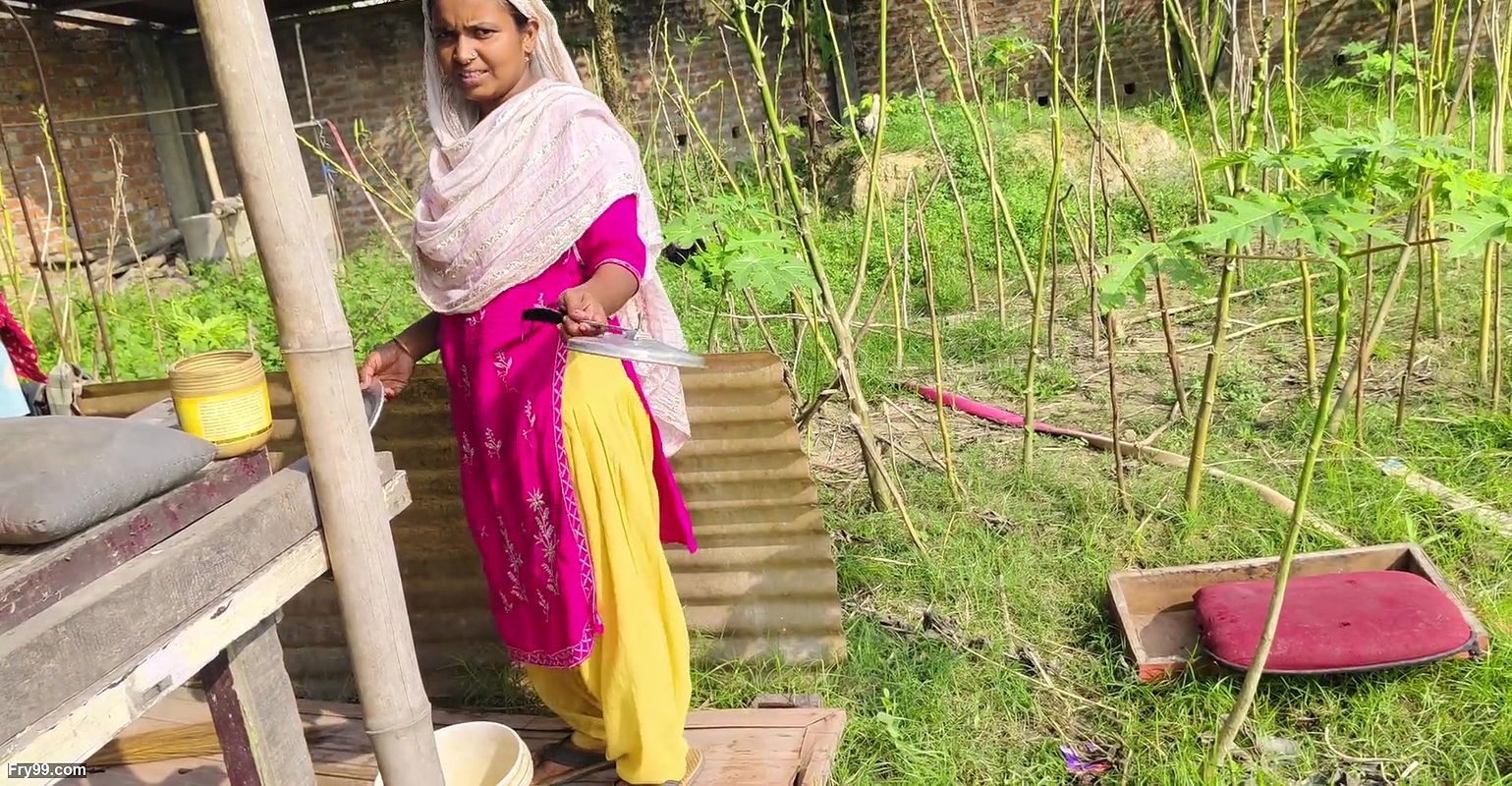 Natural village bhabhi sex