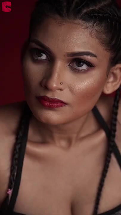 Reshmi r nair -Cornrows Sensual Photoshoot Making Video