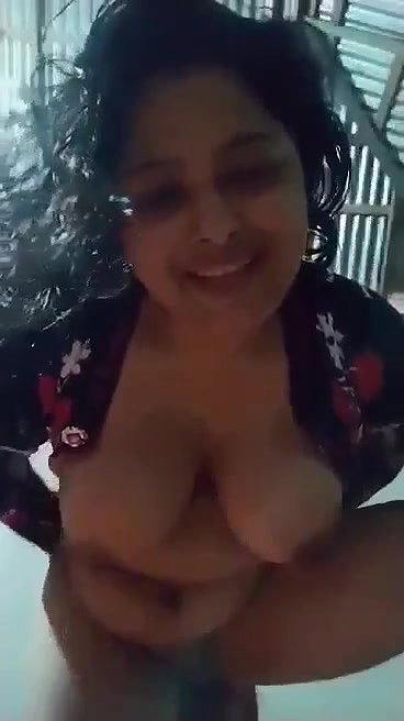 Bangladeshi Bigboob Unsatisfied Married Bhabi Showing For Hubby