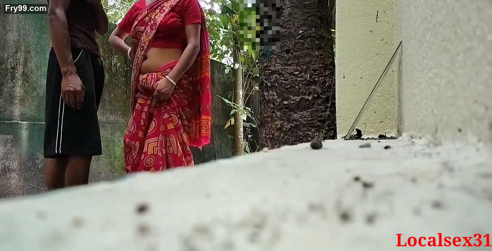 Village Living Lonly Bhabi Sex In Outdoor