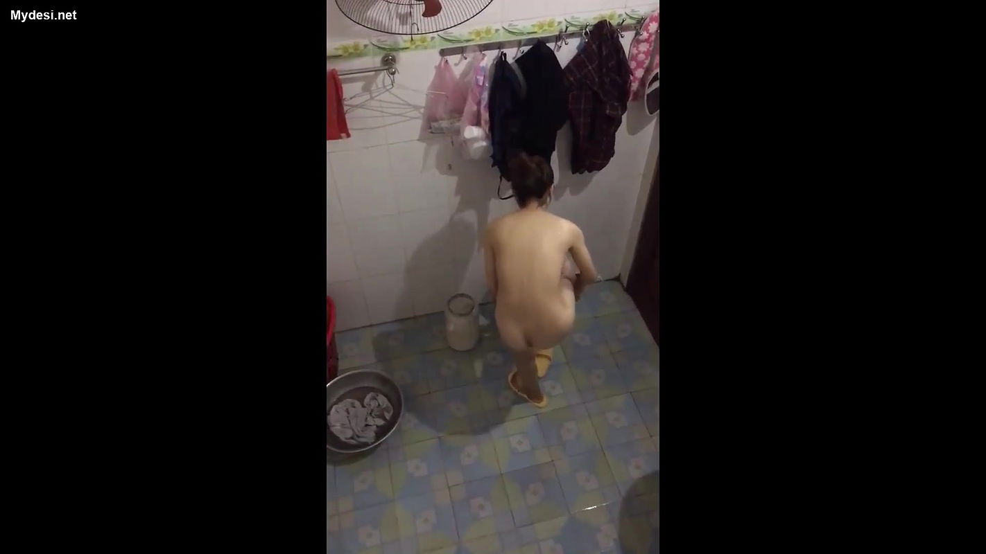 nepali college girl hiddencam shower 2