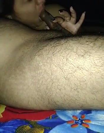 Beautiful sucker bhabhi