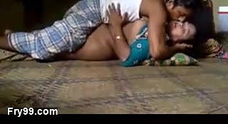 Desi couple licking pussy with fucking on floor