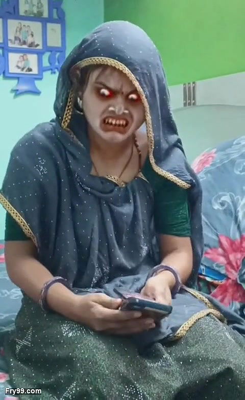 Indian Desi tight video, Desi beautiful girl first time video, Desi video by -Snapchat 143