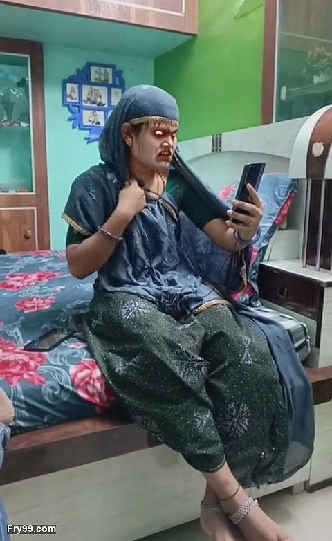 Indian Desi tight video, Desi beautiful girl first time video, Desi video by -Snapchat 143