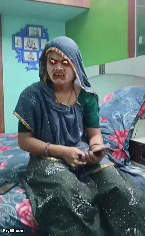 Indian Desi tight video, Desi beautiful girl first time video, Desi video by -Snapchat 143