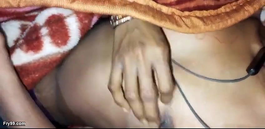 desi wife handjob with her hasband
