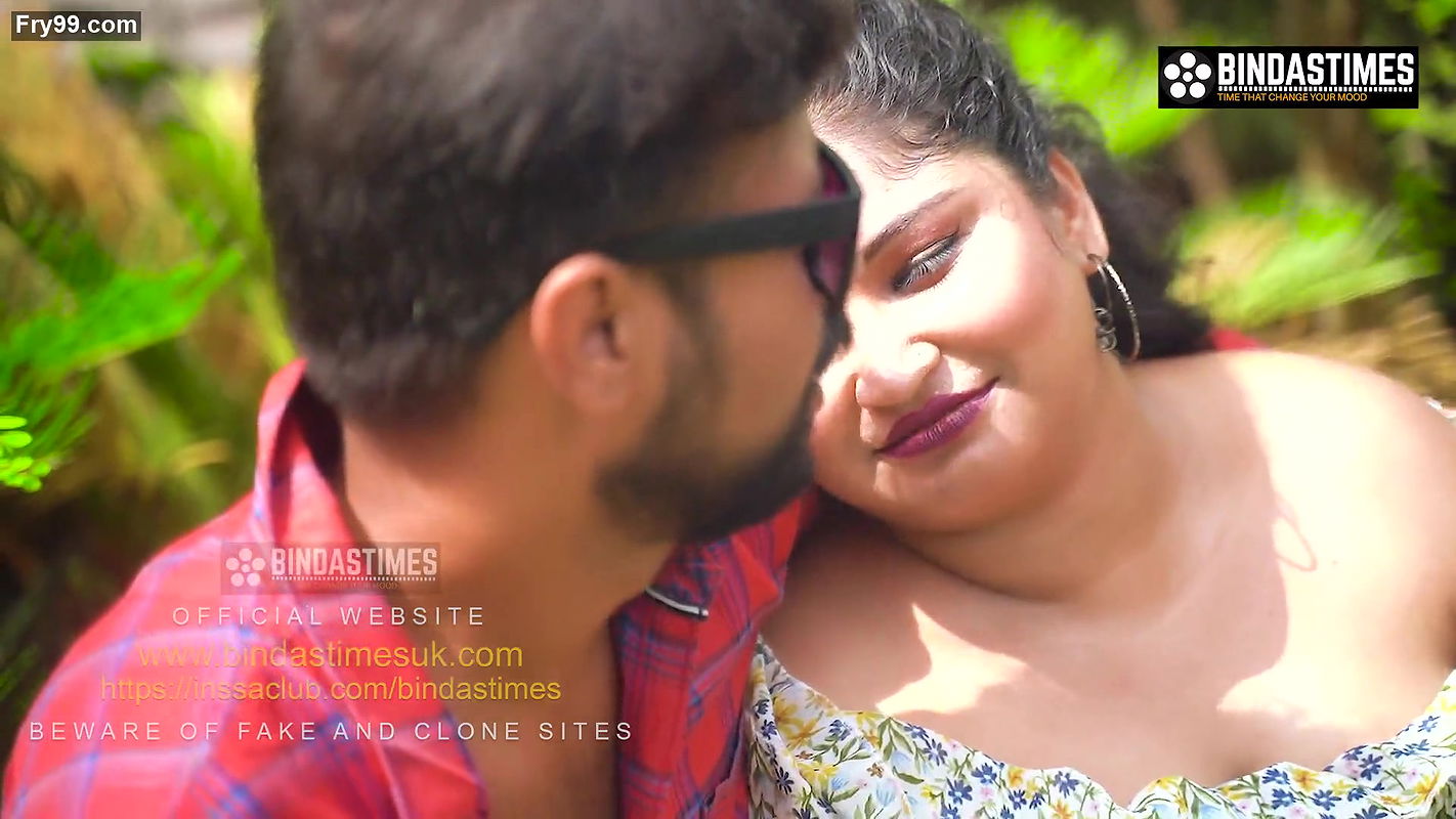 Superhot Milf Doyel Fucks Outdoor with Chocolate in the Rain