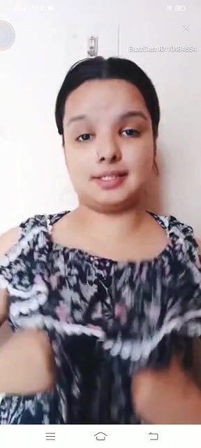 Desi girl showing