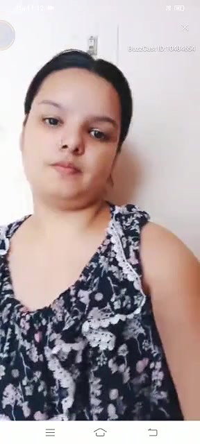 Desi girl showing
