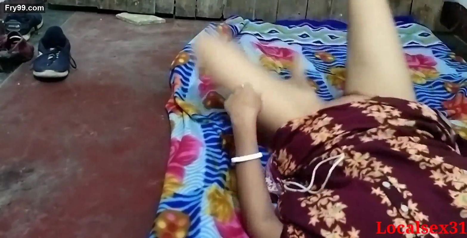 Sonali Have sleeping And Her Hushban Fuck