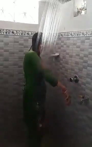 Desi village cute bhabi wnjoy with toy-51