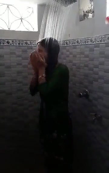 Desi village cute bhabi wnjoy with toy-51