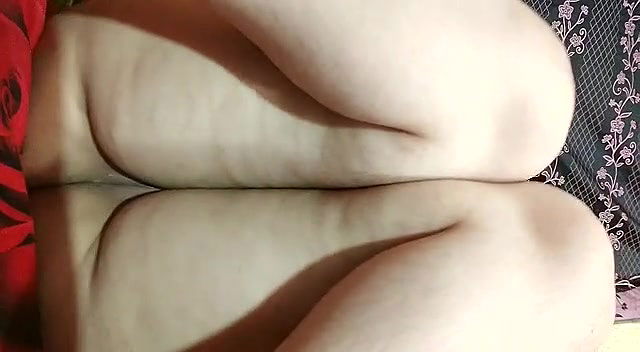 Paki babe updates 1 more clip